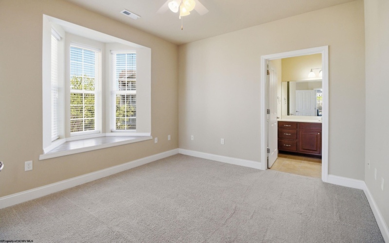 1211 Suncrest Village, Morgantown, West Virginia 26505, 2 Bedrooms Bedrooms, 6 Rooms Rooms,2 BathroomsBathrooms,Single Family Attached,For Sale,Suncrest,10165587