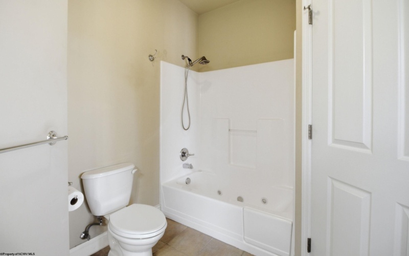 1211 Suncrest Village, Morgantown, West Virginia 26505, 2 Bedrooms Bedrooms, 6 Rooms Rooms,2 BathroomsBathrooms,Single Family Attached,For Sale,Suncrest,10165587