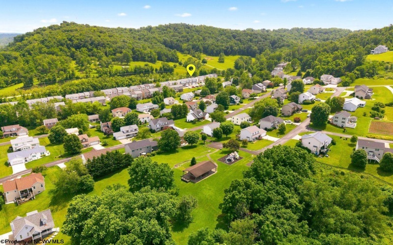 984 Ashton Place, Morgantown, West Virginia 26508, 2 Bedrooms Bedrooms, 6 Rooms Rooms,2 BathroomsBathrooms,Single Family Attached,For Sale,Ashton,0,10165588