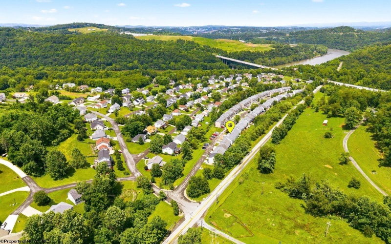 984 Ashton Place, Morgantown, West Virginia 26508, 2 Bedrooms Bedrooms, 6 Rooms Rooms,2 BathroomsBathrooms,Single Family Attached,For Sale,Ashton,0,10165588