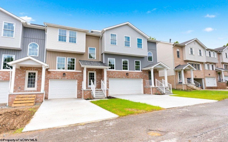 984 Ashton Place, Morgantown, West Virginia 26508, 2 Bedrooms Bedrooms, 6 Rooms Rooms,2 BathroomsBathrooms,Single Family Attached,For Sale,Ashton,10165588