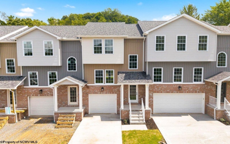 984 Ashton Place, Morgantown, West Virginia 26508, 2 Bedrooms Bedrooms, 6 Rooms Rooms,2 BathroomsBathrooms,Single Family Attached,For Sale,Ashton,10165588