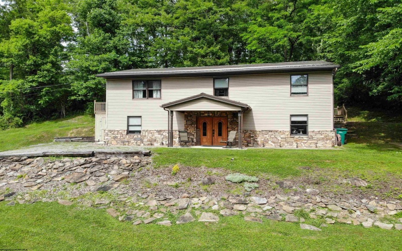 1344 Goose Run Road, Fairmont, West Virginia 26554, 3 Bedrooms Bedrooms, 7 Rooms Rooms,2 BathroomsBathrooms,Single Family Detached,For Sale,Goose Run,10165592