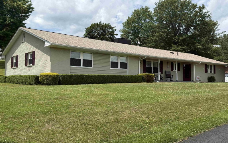 719 James Street, Bridgeport, West Virginia 26330, 3 Bedrooms Bedrooms, 7 Rooms Rooms,2 BathroomsBathrooms,Single Family Detached,For Sale,James,10165590