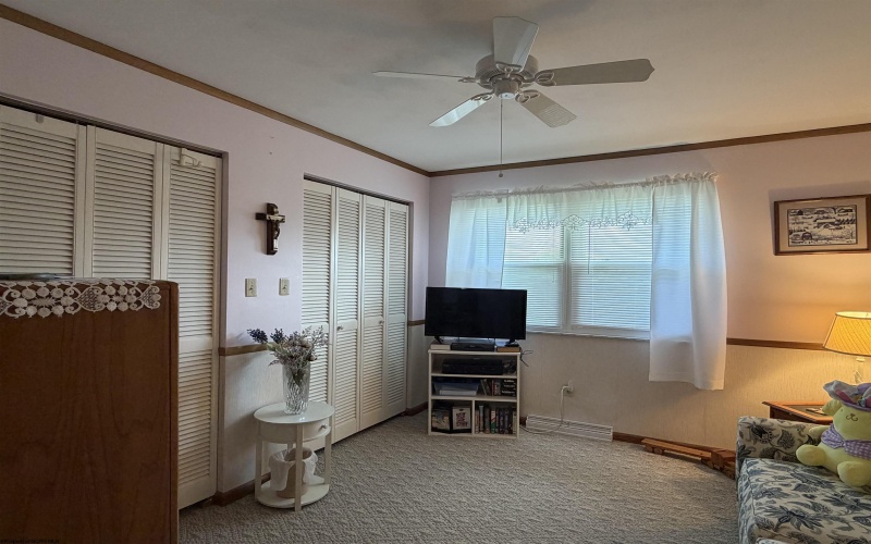 719 James Street, Bridgeport, West Virginia 26330, 3 Bedrooms Bedrooms, 7 Rooms Rooms,2 BathroomsBathrooms,Single Family Detached,For Sale,James,10165590