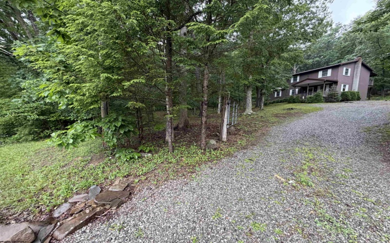 12447 Frost Road, Dunmore, West Virginia 24934, 3 Bedrooms Bedrooms, 8 Rooms Rooms,2 BathroomsBathrooms,Single Family Detached,For Sale,Frost,10165591