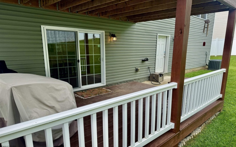 249 Woodbury Drive, Fairmont, West Virginia 26554, 3 Bedrooms Bedrooms, 7 Rooms Rooms,2 BathroomsBathrooms,Single Family Detached,For Sale,Woodbury,10165581