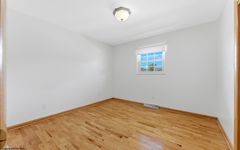 642 Pennsylvania Avenue, Bridgeport, West Virginia 26330, 3 Bedrooms Bedrooms, 8 Rooms Rooms,2 BathroomsBathrooms,Single Family Detached,For Sale,Pennsylvania,10165598