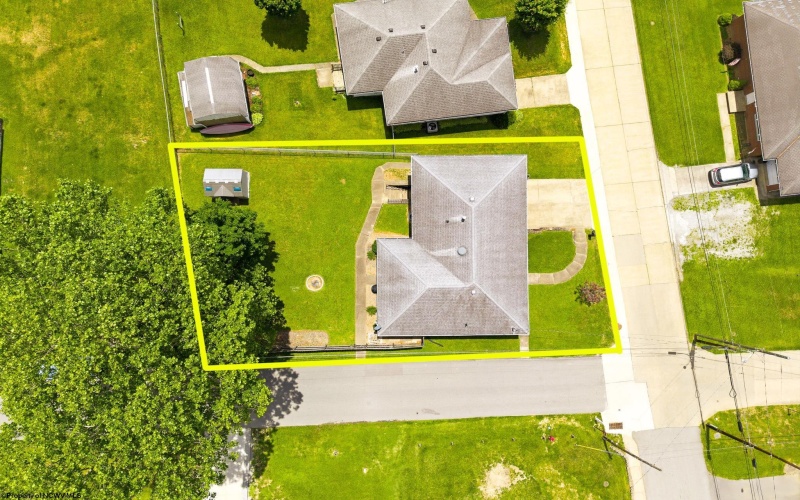 642 Pennsylvania Avenue, Bridgeport, West Virginia 26330, 3 Bedrooms Bedrooms, 8 Rooms Rooms,2 BathroomsBathrooms,Single Family Detached,For Sale,Pennsylvania,10165598