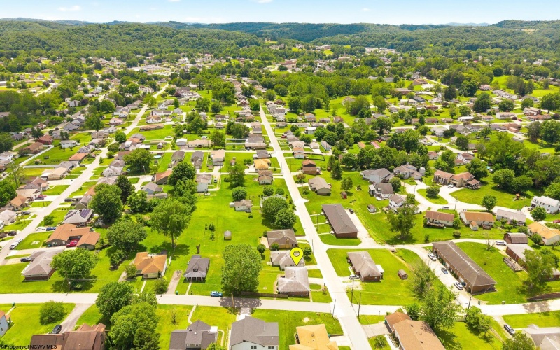 642 Pennsylvania Avenue, Bridgeport, West Virginia 26330, 3 Bedrooms Bedrooms, 8 Rooms Rooms,2 BathroomsBathrooms,Single Family Detached,For Sale,Pennsylvania,10165598