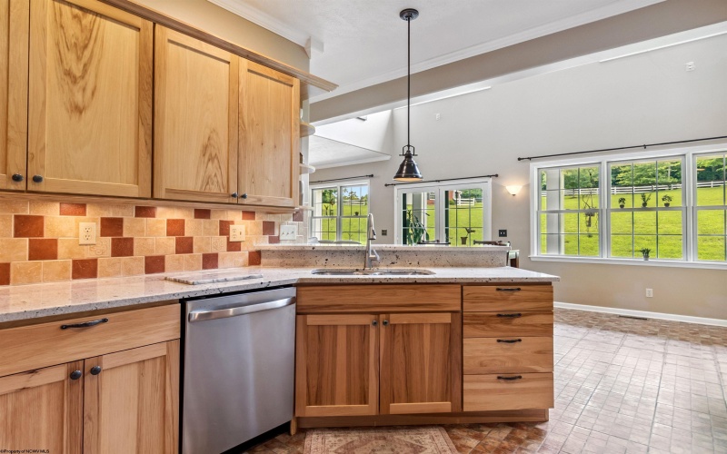 1 Mountain Vista Drive, Morgantown, West Virginia 26508, 4 Bedrooms Bedrooms, 14 Rooms Rooms,3 BathroomsBathrooms,Single Family Detached,For Sale,Mountain Vista,10163930