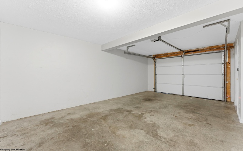 40 Cedarstone Court, Morgantown, West Virginia 26505, 2 Bedrooms Bedrooms, 4 Rooms Rooms,2 BathroomsBathrooms,Single Family Attached,For Sale,Cedarstone,10165601