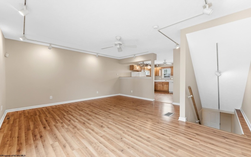 40 Cedarstone Court, Morgantown, West Virginia 26505, 2 Bedrooms Bedrooms, 4 Rooms Rooms,2 BathroomsBathrooms,Single Family Attached,For Sale,Cedarstone,10165601