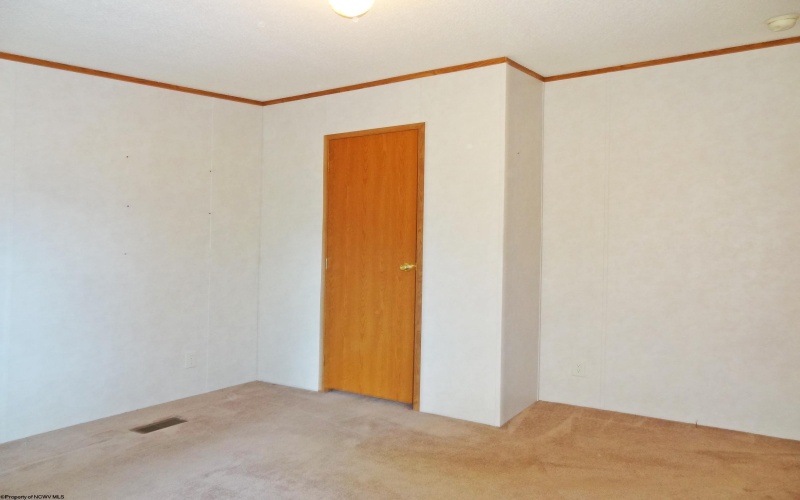 211 Jaycee Avenue, Terra Alta, West Virginia 26764, 3 Bedrooms Bedrooms, 5 Rooms Rooms,2 BathroomsBathrooms,Single Family Detached,For Sale,Jaycee,10165600
