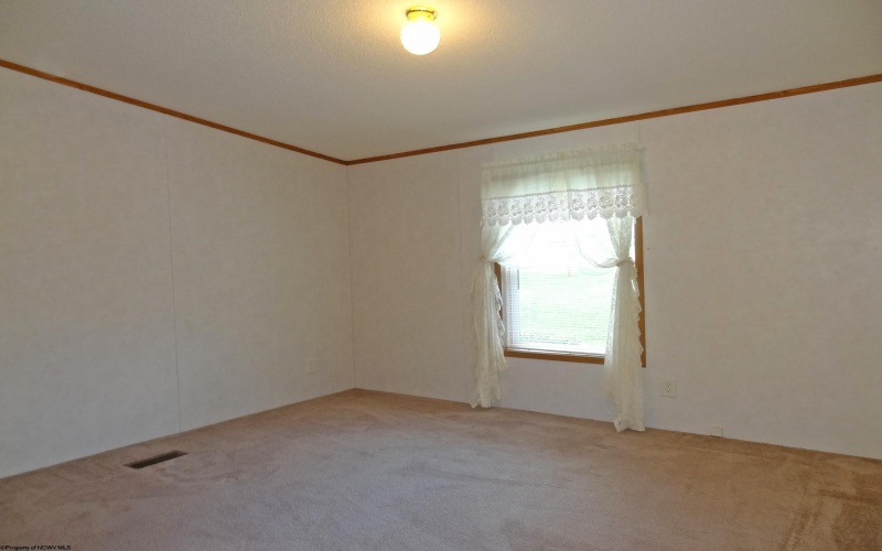 211 Jaycee Avenue, Terra Alta, West Virginia 26764, 3 Bedrooms Bedrooms, 5 Rooms Rooms,2 BathroomsBathrooms,Single Family Detached,For Sale,Jaycee,10165600