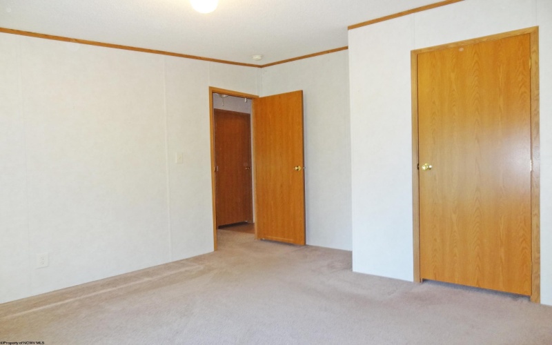 211 Jaycee Avenue, Terra Alta, West Virginia 26764, 3 Bedrooms Bedrooms, 5 Rooms Rooms,2 BathroomsBathrooms,Single Family Detached,For Sale,Jaycee,10165600
