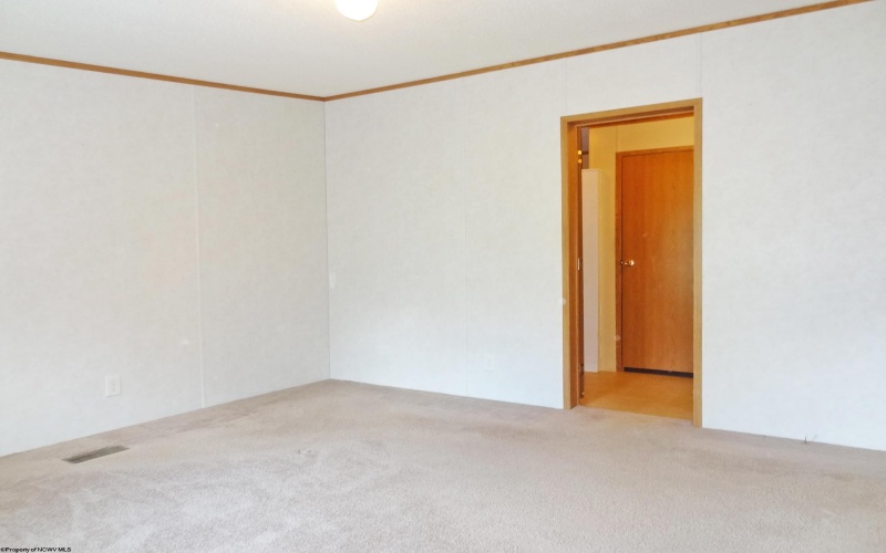 211 Jaycee Avenue, Terra Alta, West Virginia 26764, 3 Bedrooms Bedrooms, 5 Rooms Rooms,2 BathroomsBathrooms,Single Family Detached,For Sale,Jaycee,10165600
