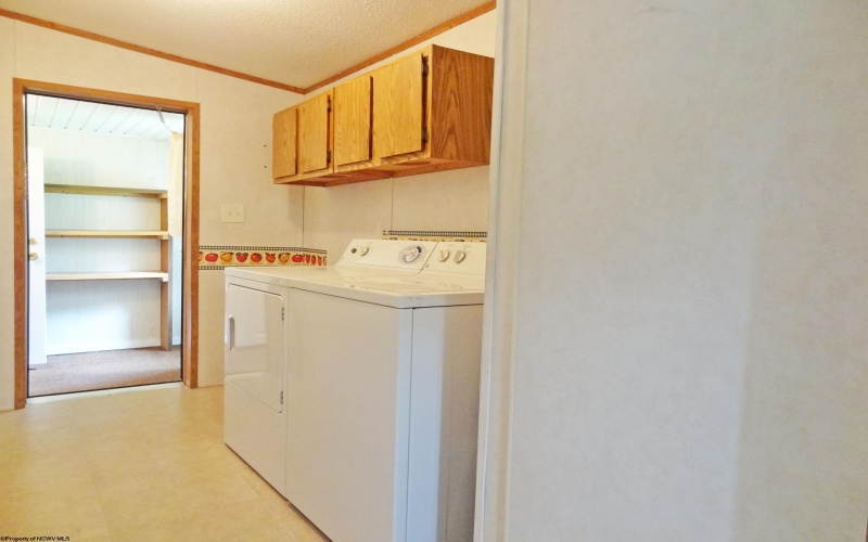 211 Jaycee Avenue, Terra Alta, West Virginia 26764, 3 Bedrooms Bedrooms, 5 Rooms Rooms,2 BathroomsBathrooms,Single Family Detached,For Sale,Jaycee,10165600
