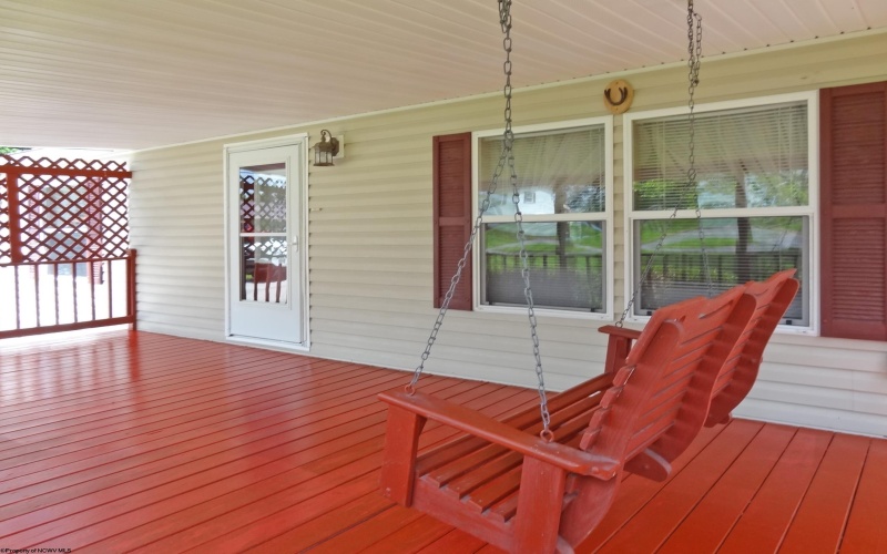 211 Jaycee Avenue, Terra Alta, West Virginia 26764, 3 Bedrooms Bedrooms, 5 Rooms Rooms,2 BathroomsBathrooms,Single Family Detached,For Sale,Jaycee,10165600