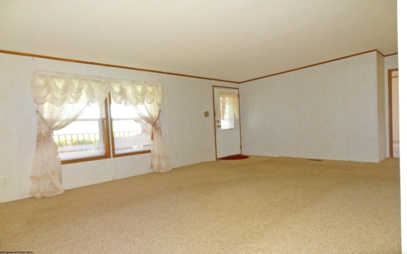 211 Jaycee Avenue, Terra Alta, West Virginia 26764, 3 Bedrooms Bedrooms, 5 Rooms Rooms,2 BathroomsBathrooms,Single Family Detached,For Sale,Jaycee,10165600