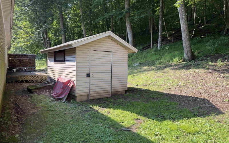 1063 Buckhannon River Road, Volga, West Virginia 26238, 3 Bedrooms Bedrooms, 8 Rooms Rooms,2 BathroomsBathrooms,Single Family Detached,For Sale,Buckhannon River,10165603