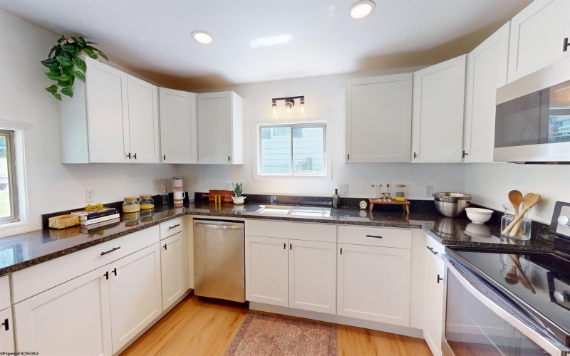 608 COLLEGE Street, Barrackville, West Virginia 26559, 3 Bedrooms Bedrooms, 7 Rooms Rooms,1 BathroomBathrooms,Single Family Detached,For Sale,COLLEGE,10165606