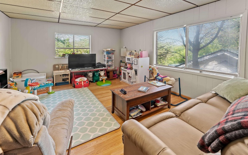 1951 Listravia Avenue, Morgantown, West Virginia 26505, 0 , 0 ,0,Multi-unit/income,For Sale,Listravia,0,10165615 1951 Listravia Avenue, Morgantown, West Virginia 26505, 0 , 0 ,0,Multi-unit/income,For Sale,Listravia,0,10165615