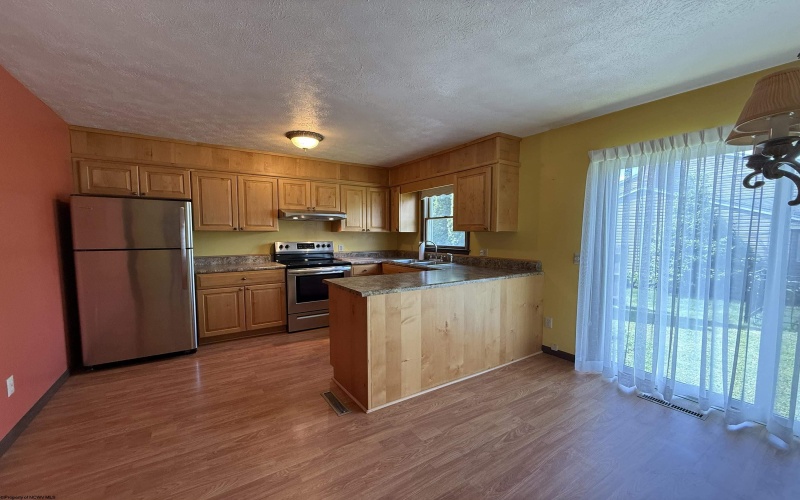 202 Robin Hood Lane, Elkins, West Virginia 26241, 3 Bedrooms Bedrooms, 6 Rooms Rooms,2 BathroomsBathrooms,Single Family Detached,For Sale,Robin Hood,0,10165609