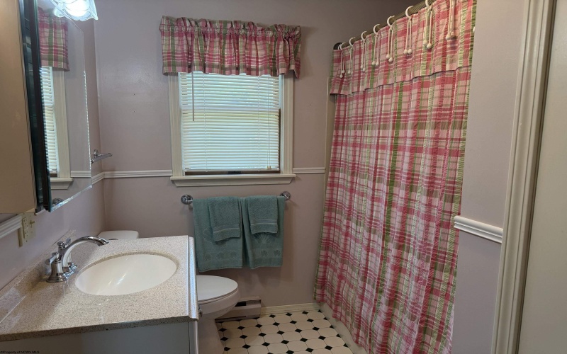 202 Robin Hood Lane, Elkins, West Virginia 26241, 3 Bedrooms Bedrooms, 6 Rooms Rooms,2 BathroomsBathrooms,Single Family Detached,For Sale,Robin Hood,0,10165609