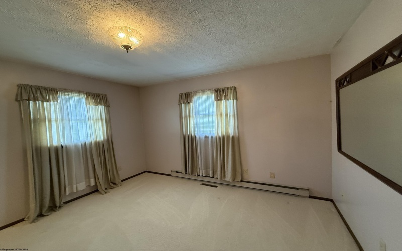 202 Robin Hood Lane, Elkins, West Virginia 26241, 3 Bedrooms Bedrooms, 6 Rooms Rooms,2 BathroomsBathrooms,Single Family Detached,For Sale,Robin Hood,0,10165609