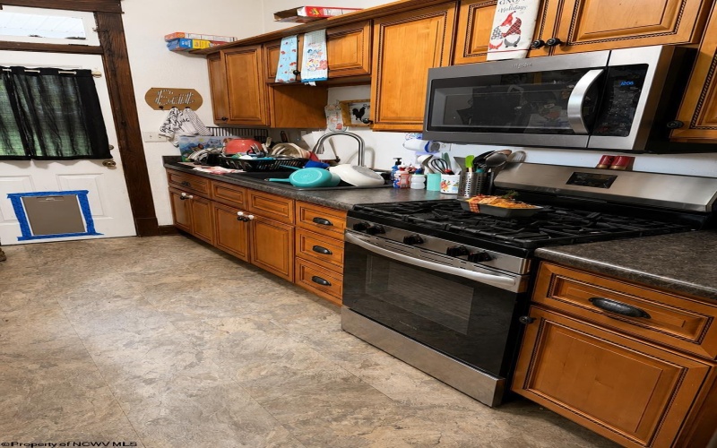 305 Second Street, Terra Alta, West Virginia 26764, 3 Bedrooms Bedrooms, 9 Rooms Rooms,1 BathroomBathrooms,Single Family Detached,For Sale,Second,0,10165610 305 Second Street, Terra Alta, West Virginia 26764, 3 Bedrooms Bedrooms, 9 Rooms Rooms,1 BathroomBathrooms,Single Family Detached,For Sale,Second,0,10165610