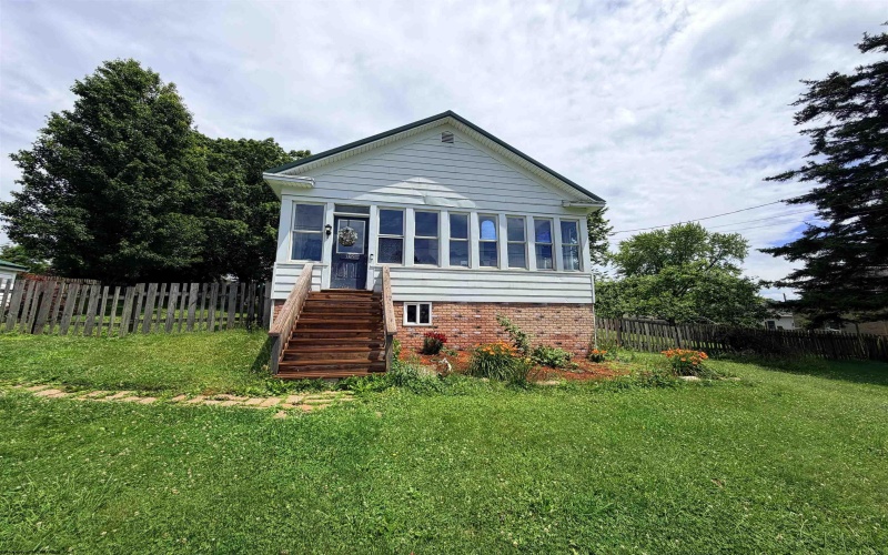 305 Second Street, Terra Alta, West Virginia 26764, 3 Bedrooms Bedrooms, 9 Rooms Rooms,1 BathroomBathrooms,Single Family Detached,For Sale,Second,0,10165610 305 Second Street, Terra Alta, West Virginia 26764, 3 Bedrooms Bedrooms, 9 Rooms Rooms,1 BathroomBathrooms,Single Family Detached,For Sale,Second,0,10165610