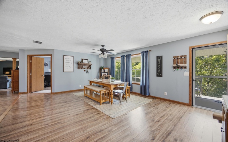 3380 Rose Avenue, Clarksburg, West Virginia 26301, 3 Bedrooms Bedrooms, 8 Rooms Rooms,2 BathroomsBathrooms,Single Family Detached,For Sale,Rose,0,10165612