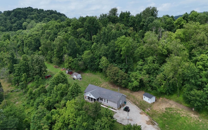 3380 Rose Avenue, Clarksburg, West Virginia 26301, 3 Bedrooms Bedrooms, 8 Rooms Rooms,2 BathroomsBathrooms,Single Family Detached,For Sale,Rose,0,10165612