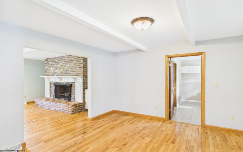 119 Driftwood Road, Bridgeport, West Virginia 26330-9819, 3 Bedrooms Bedrooms, 7 Rooms Rooms,2 BathroomsBathrooms,Single Family Detached,For Sale,Driftwood,0,10165614
