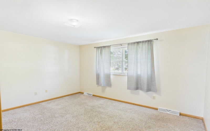 119 Driftwood Road, Bridgeport, West Virginia 26330-9819, 3 Bedrooms Bedrooms, 7 Rooms Rooms,2 BathroomsBathrooms,Single Family Detached,For Sale,Driftwood,0,10165614