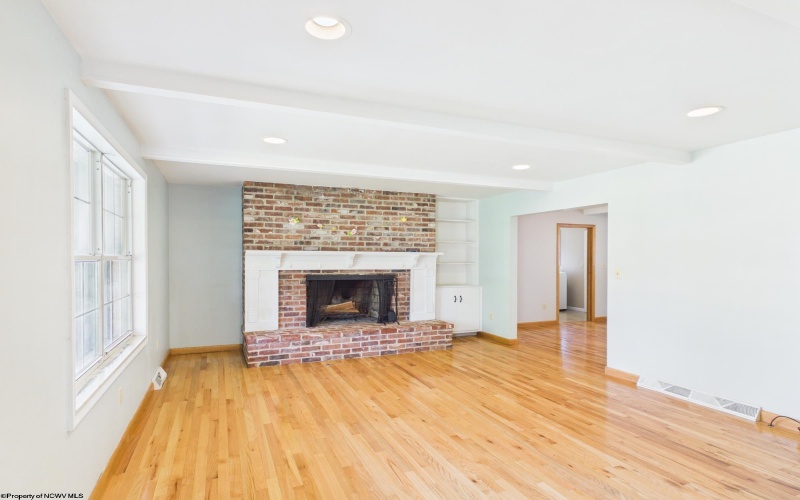119 Driftwood Road, Bridgeport, West Virginia 26330-9819, 3 Bedrooms Bedrooms, 7 Rooms Rooms,2 BathroomsBathrooms,Single Family Detached,For Sale,Driftwood,0,10165614