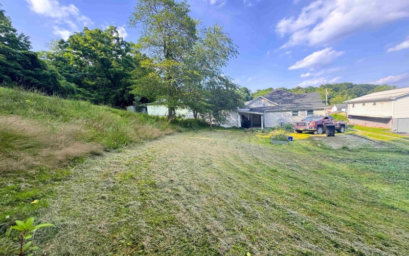 70 Vine Street, Shinnston, West Virginia 26431, 2 Bedrooms Bedrooms, 7 Rooms Rooms,1 BathroomBathrooms,Single Family Detached,For Sale,Vine,0,10165619