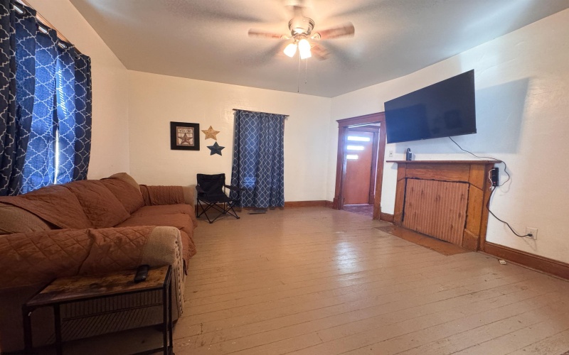 70 Vine Street, Shinnston, West Virginia 26431, 2 Bedrooms Bedrooms, 7 Rooms Rooms,1 BathroomBathrooms,Single Family Detached,For Sale,Vine,0,10165619