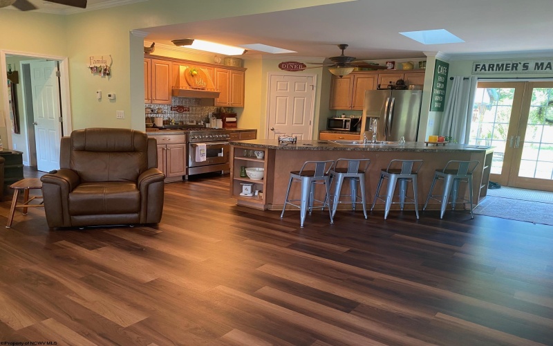 77 Sedona Lane, Montrose, West Virginia 26283, 3 Bedrooms Bedrooms, 8 Rooms Rooms,2 BathroomsBathrooms,Single Family Detached,For Sale,Sedona,0,10165649