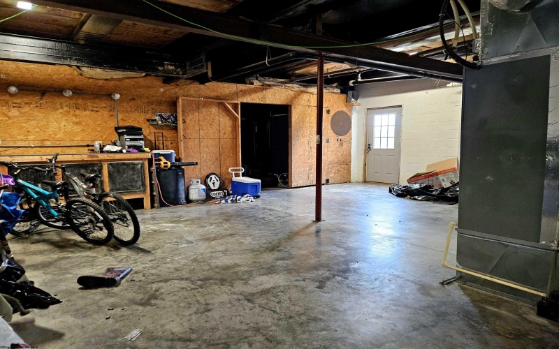 1414 Gilman Road, Elkins, West Virginia 26241-0000, 4 Bedrooms Bedrooms, 8 Rooms Rooms,3 BathroomsBathrooms,Single Family Detached,For Sale,Gilman,0,10161453