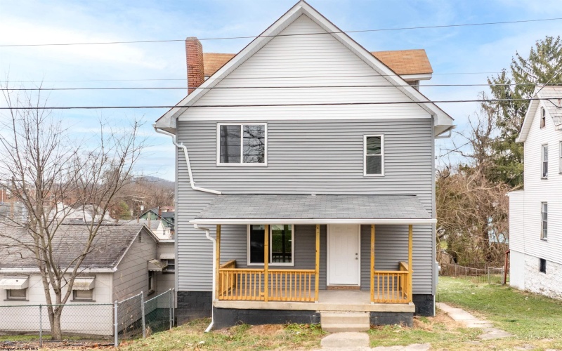 503 Market Street, Fairmont, West Virginia 26554, 3 Bedrooms Bedrooms, 8 Rooms Rooms,2 BathroomsBathrooms,Single Family Detached,For Sale,Market,0,10162776