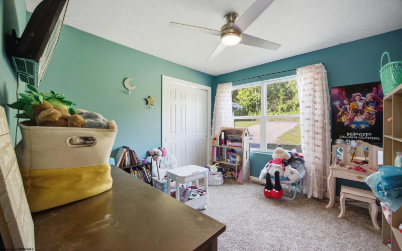 450 Saint Francis Way, Bridgeport, West Virginia 26330, 3 Bedrooms Bedrooms, 7 Rooms Rooms,2 BathroomsBathrooms,Single Family Detached,For Sale,Saint Francis,0,10165644