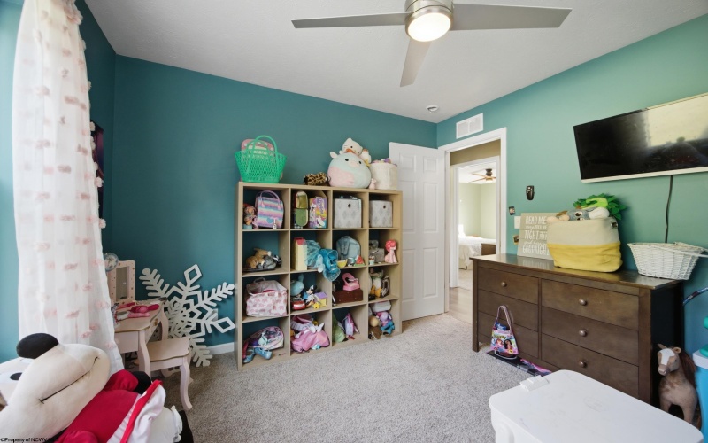 450 Saint Francis Way, Bridgeport, West Virginia 26330, 3 Bedrooms Bedrooms, 7 Rooms Rooms,2 BathroomsBathrooms,Single Family Detached,For Sale,Saint Francis,0,10165644
