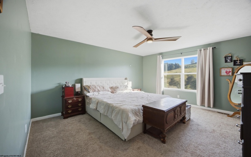 450 Saint Francis Way, Bridgeport, West Virginia 26330, 3 Bedrooms Bedrooms, 7 Rooms Rooms,2 BathroomsBathrooms,Single Family Detached,For Sale,Saint Francis,0,10165644