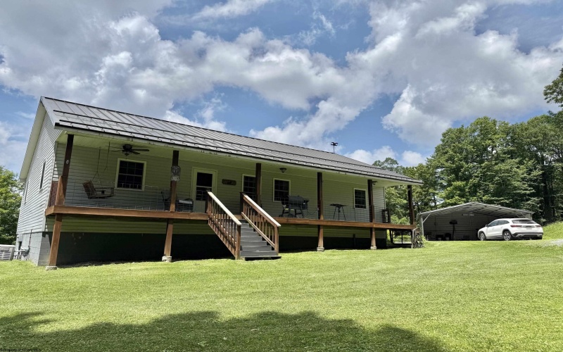 184 Woodstone Lane, Parsons, West Virginia 26287-0000, 3 Bedrooms Bedrooms, 8 Rooms Rooms,3 BathroomsBathrooms,Single Family Detached,For Sale,Woodstone,0,10165638