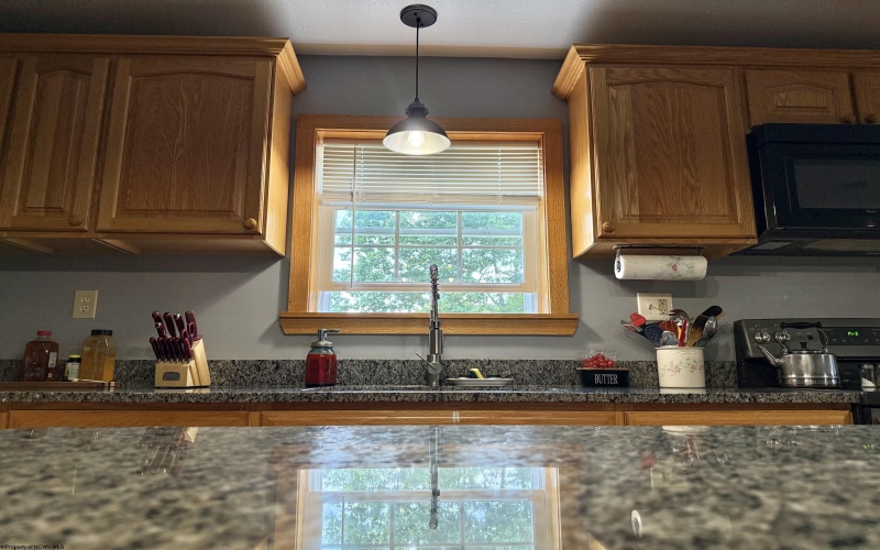 184 Woodstone Lane, Parsons, West Virginia 26287-0000, 3 Bedrooms Bedrooms, 8 Rooms Rooms,3 BathroomsBathrooms,Single Family Detached,For Sale,Woodstone,0,10165638