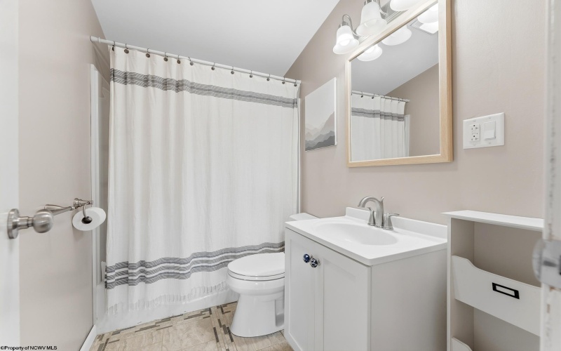 151 Florida Avenue, Morgantown, West Virginia 26501, 3 Bedrooms Bedrooms, 6 Rooms Rooms,2 BathroomsBathrooms,Single Family Detached,For Sale,Florida,0,10165645
