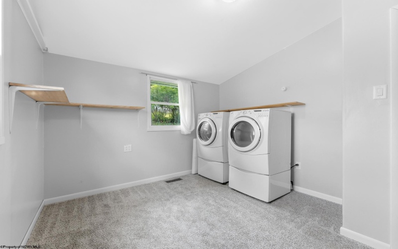 151 Florida Avenue, Morgantown, West Virginia 26501, 3 Bedrooms Bedrooms, 6 Rooms Rooms,2 BathroomsBathrooms,Single Family Detached,For Sale,Florida,0,10165645
