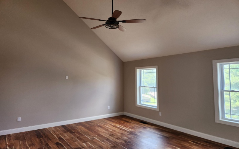 400 Sycamore Drive, Bridgeport, West Virginia 26330, 4 Bedrooms Bedrooms, 9 Rooms Rooms,3 BathroomsBathrooms,Single Family Detached,For Sale,Sycamore,0,10165641